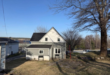 116 MARINE DRIVE, CLARENVILLE, Newfoundland, Canada A5A 1M6, ,1 BathroomBathrooms,Residential,For Sale,MARINE DRIVE,6201