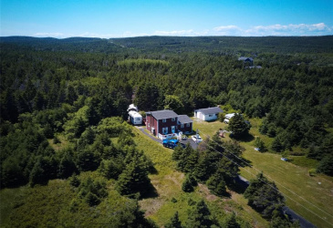 40 MAIN ROAD, NEW MELBOURNE, Newfoundland, Canada A0B 2R0, ,2 BathroomsBathrooms,Residential,For Sale,MAIN ROAD,6202
