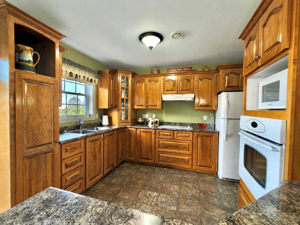 20-22 BLUNDON DRIVE, CLARENVILLE, Newfoundland, Canada A5A 4E2, ,2 BathroomsBathrooms,Residential,For Sale,BLUNDON DRIVE,6203