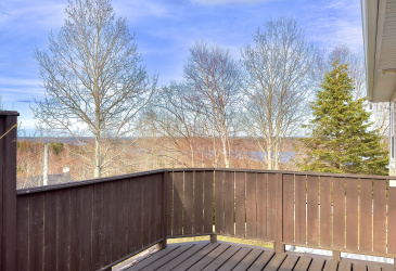 20-22 BLUNDON DRIVE, CLARENVILLE, Newfoundland, Canada A5A 4E2, ,2 BathroomsBathrooms,Residential,For Sale,BLUNDON DRIVE,6203