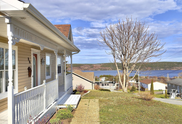 20-22 BLUNDON DRIVE, CLARENVILLE, Newfoundland, Canada A5A 4E2, ,2 BathroomsBathrooms,Residential,For Sale,BLUNDON DRIVE,6203