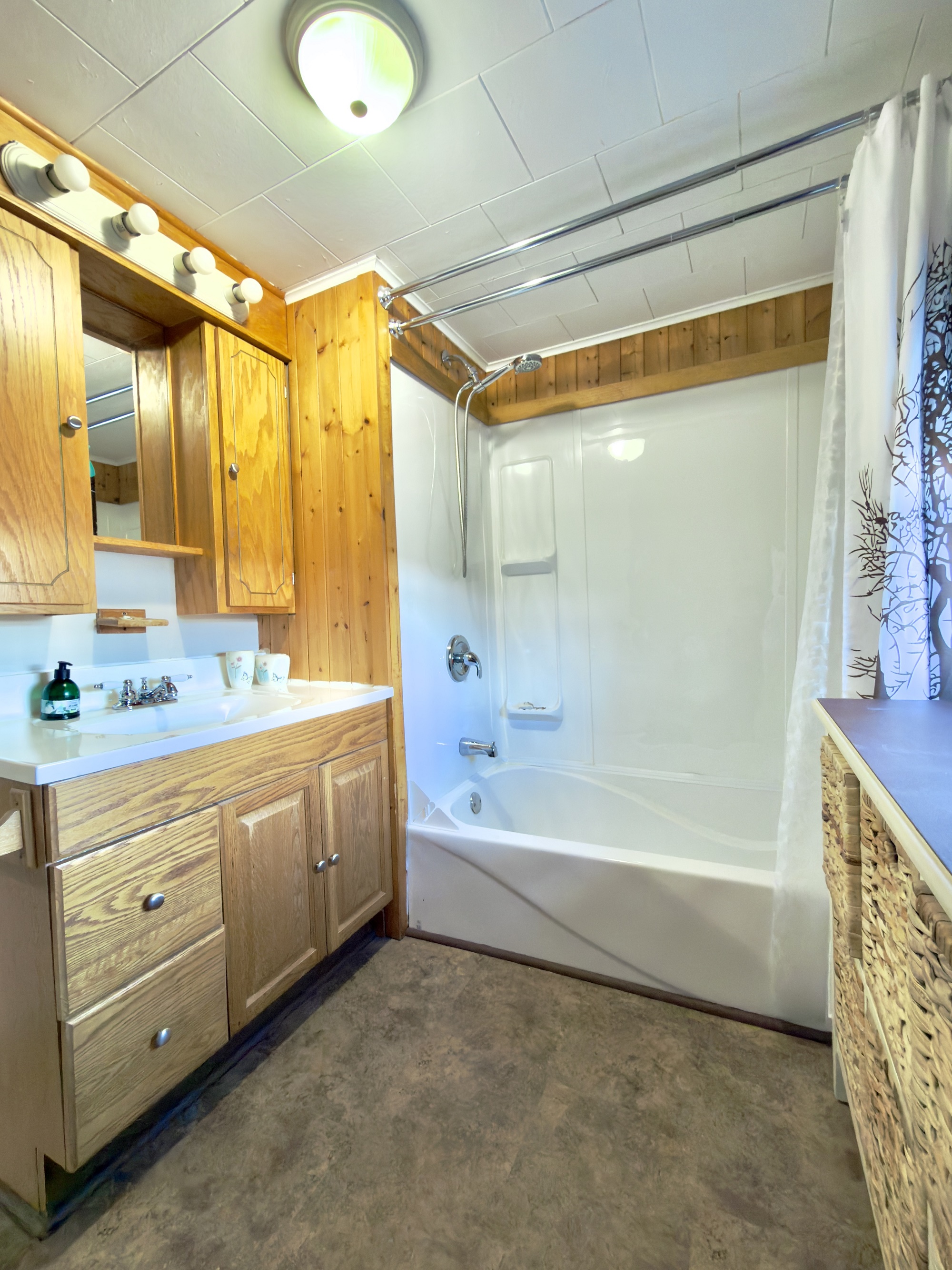 2 CABOT ROAD N, NORHT WEST BROOK, Newfoundland, Canada A0E 2P0, ,1 BathroomBathrooms,Residential,For Sale,CABOT ROAD N,6209