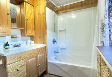 2 CABOT ROAD N, NORHT WEST BROOK, Newfoundland, Canada A0E 2P0, ,1 BathroomBathrooms,Residential,For Sale,CABOT ROAD N,6209 2 CABOT ROAD N, NORHT WEST BROOK, Newfoundland, Canada A0E 2P0, ,1 BathroomBathrooms,Residential,For Sale,CABOT ROAD N,6209