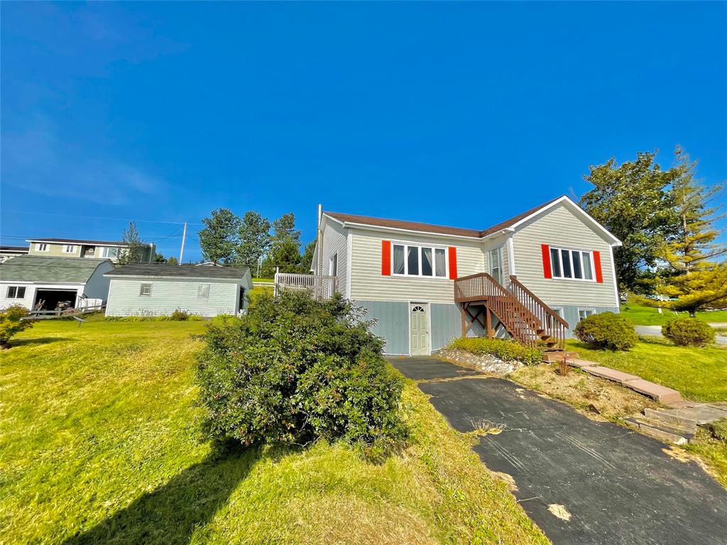 1 JAMES LANE, HILLVIEW, Newfoundland, Canada A0E2A0, ,2 BathroomsBathrooms,Residential,For Sale,JAMES LANE,6212