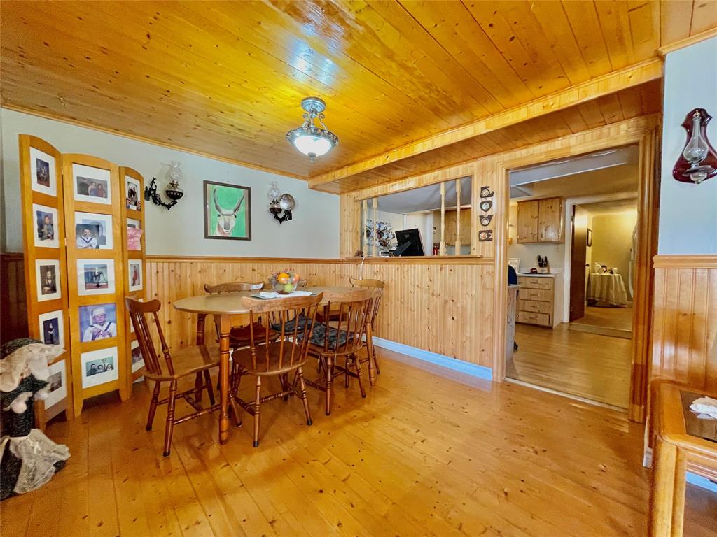 1 JAMES LANE, HILLVIEW, Newfoundland, Canada A0E2A0, ,2 BathroomsBathrooms,Residential,For Sale,JAMES LANE,6212