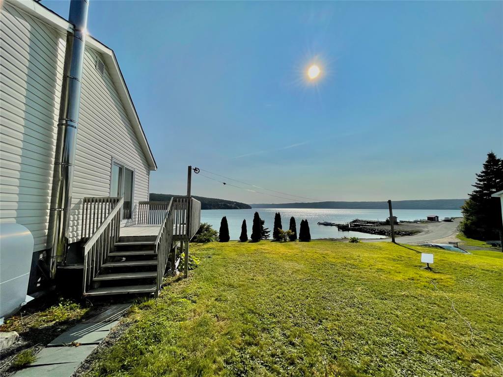 1 JAMES LANE, HILLVIEW, Newfoundland, Canada A0E2A0, ,2 BathroomsBathrooms,Residential,For Sale,JAMES LANE,6212