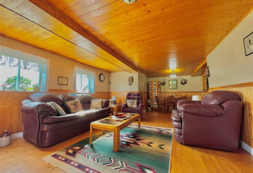 1 JAMES LANE, HILLVIEW, Newfoundland, Canada A0E2A0, ,2 BathroomsBathrooms,Residential,For Sale,JAMES LANE,6212