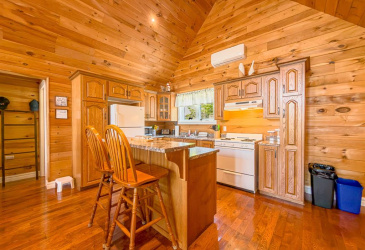 2ND DRIVEWAY OCEAN POND AVENUE, OCEAN POND, Newfoundland, Canada A0C2M0, ,1 BathroomBathrooms,Residential,For Sale,OCEAN POND AVENUE,6213