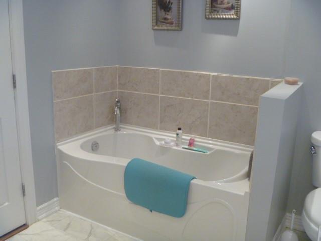 9-13 ENGLISH HILL EXTENSIOM, CARBONEAR, Newfoundland, Canada A1Y 1C2, ,1 BathroomBathrooms,Residential,For Sale,ENGLISH HILL EXTENSIOM,6214