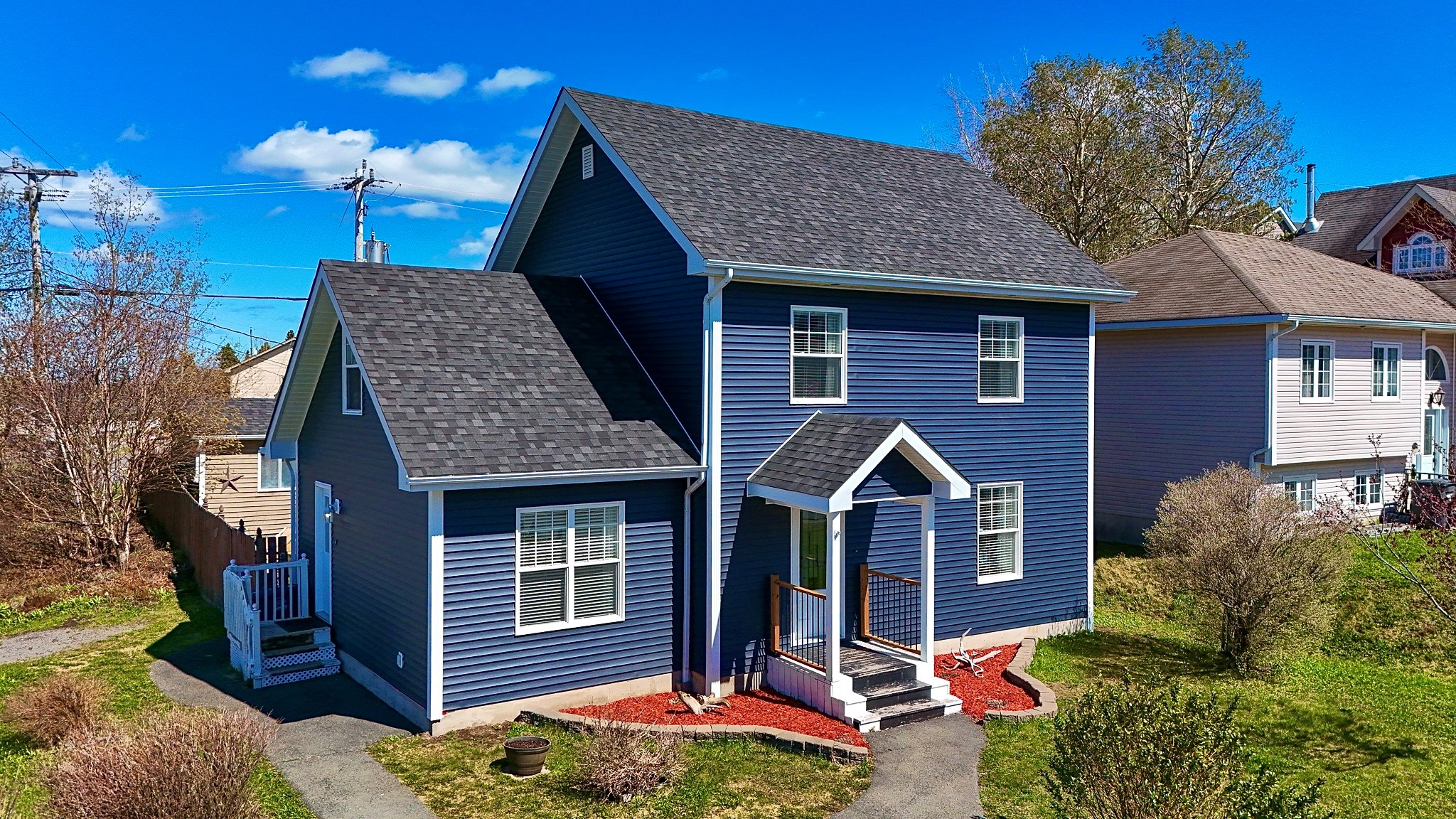 1 HIBERNIA DRIVE, CLARENVILLE, Newfoundland, Canada A5A 1H4, ,1 BathroomBathrooms,Residential,For Sale,HIBERNIA DRIVE,6215