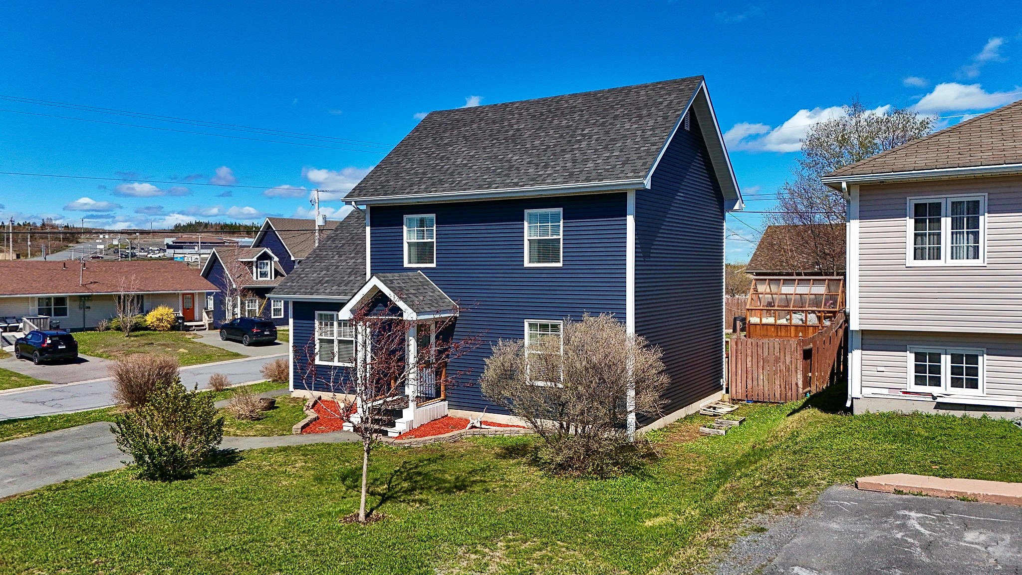 1 HIBERNIA DRIVE, CLARENVILLE, Newfoundland, Canada A5A 1H4, ,1 BathroomBathrooms,Residential,For Sale,HIBERNIA DRIVE,6215