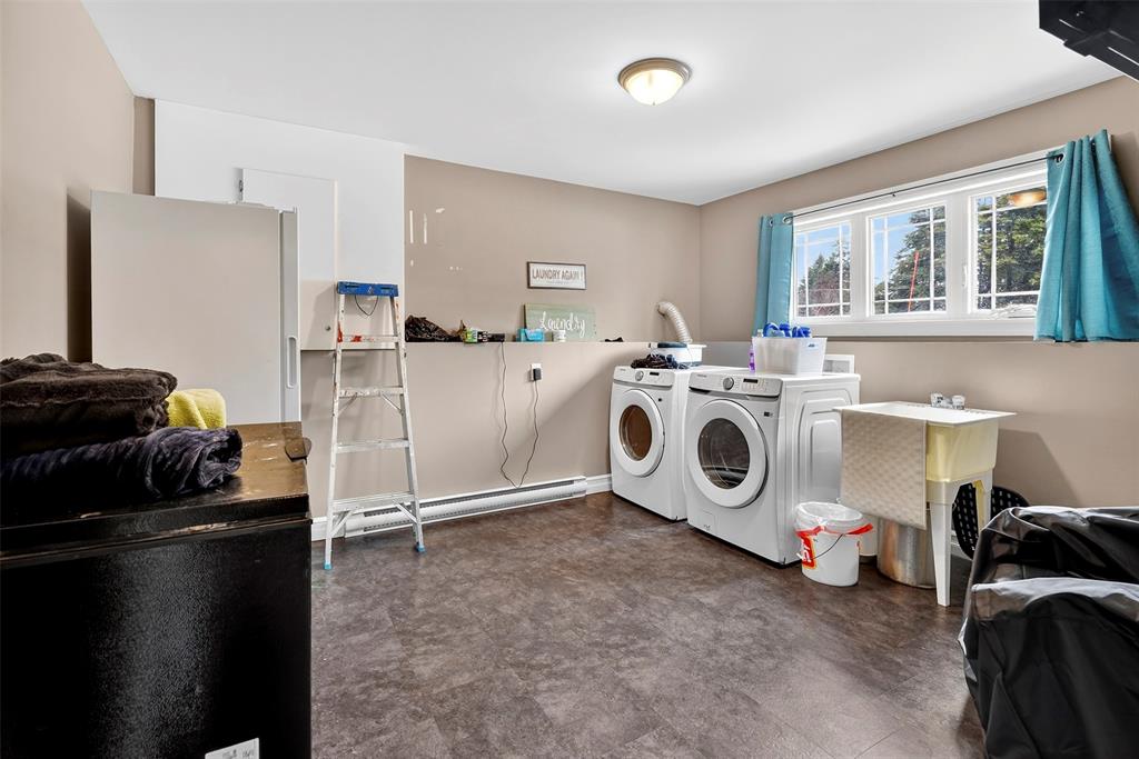 93 SPRINGFIELD ROAD, SOUTH RIVER, Newfoundland, Canada A0A 3W0, ,3 BathroomsBathrooms,Residential,For Sale,SPRINGFIELD ROAD,6216