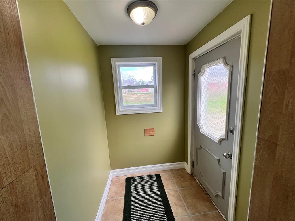 10-16 HILL AVENUE, CLARKES BEACH, Newfoundland, Canada A0A1W0, ,1 BathroomBathrooms,Residential,For Sale,HILL AVENUE,6217