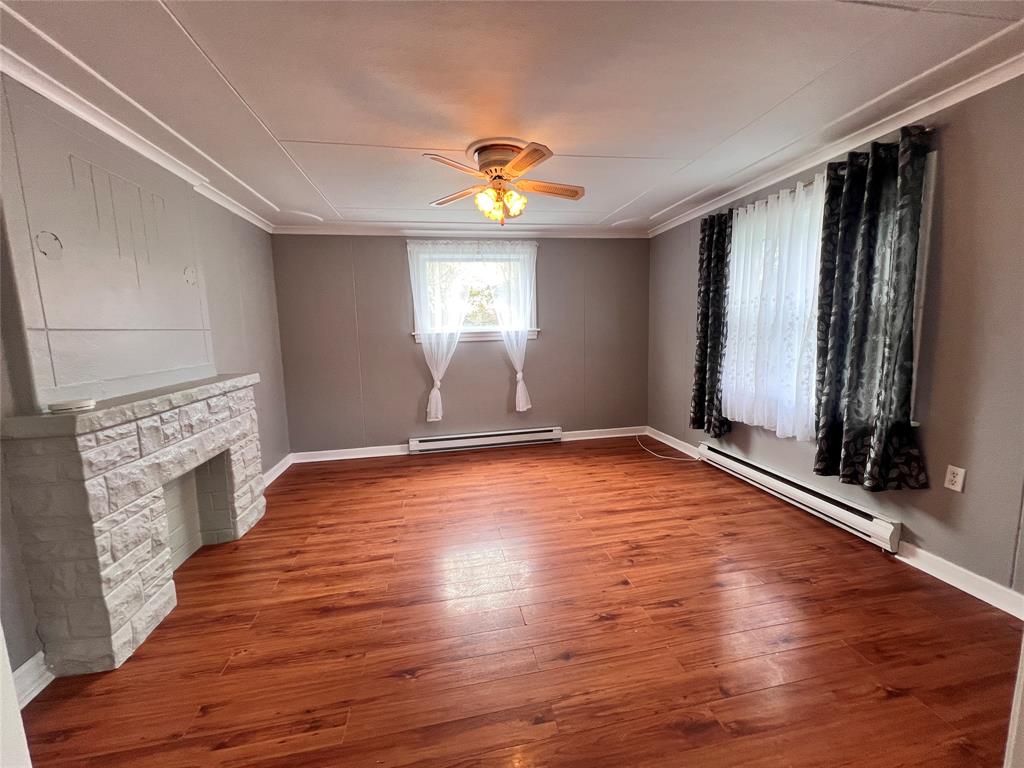 10-16 HILL AVENUE, CLARKES BEACH, Newfoundland, Canada A0A1W0, ,1 BathroomBathrooms,Residential,For Sale,HILL AVENUE,6217