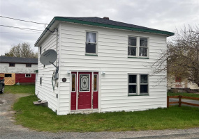 10-16 HILL AVENUE, CLARKES BEACH, Newfoundland, Canada A0A1W0, ,1 BathroomBathrooms,Residential,For Sale,HILL AVENUE,6217