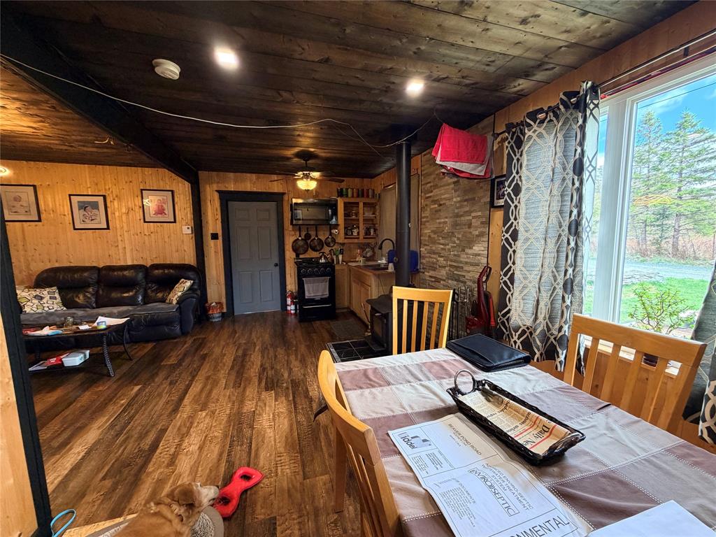 33 BEVER POND ROAD, ROACHES LINE, Newfoundland, Canada A0A 1W0, ,1 BathroomBathrooms,Residential,Reduced,BEVER POND ROAD,6220