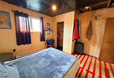33 BEVER POND ROAD, ROACHES LINE, Newfoundland, Canada A0A 1W0, ,1 BathroomBathrooms,Residential,Reduced,BEVER POND ROAD,6220 33 BEVER POND ROAD, ROACHES LINE, Newfoundland, Canada A0A 1W0, ,1 BathroomBathrooms,Residential,Reduced,BEVER POND ROAD,6220