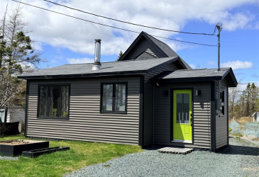 33 BEVER POND ROAD, ROACHES LINE, Newfoundland, Canada A0A 1W0, ,1 BathroomBathrooms,Residential,Reduced,BEVER POND ROAD,6220