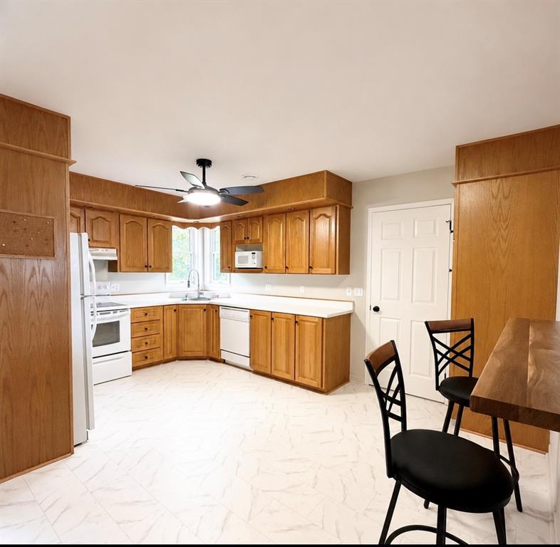 19 BAYVIEW ROAD, CLARENVILLE, Newfoundland, Canada A5A 1B3, ,1 BathroomBathrooms,Residential,For Sale,BAYVIEW ROAD,6221