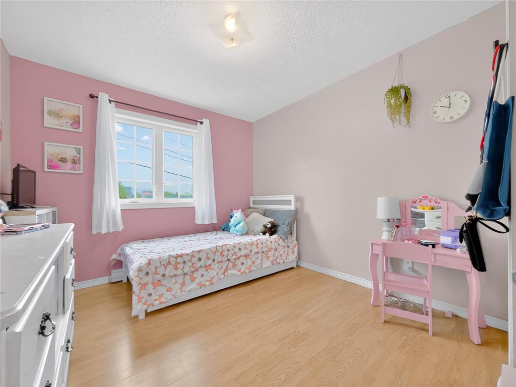 11 LORI ANN PLACE, CLARENVILLE, Newfoundland, Canada A5A 2A6, ,2 BathroomsBathrooms,Residential,Reduced,LORI ANN PLACE,6229