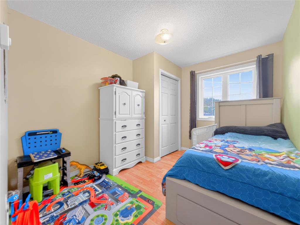 11 LORI ANN PLACE, CLARENVILLE, Newfoundland, Canada A5A 2A6, ,2 BathroomsBathrooms,Residential,Reduced,LORI ANN PLACE,6229
