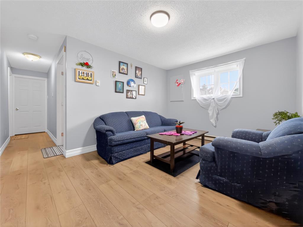 11 LORI ANN PLACE, CLARENVILLE, Newfoundland, Canada A5A 2A6, ,2 BathroomsBathrooms,Residential,Reduced,LORI ANN PLACE,6229