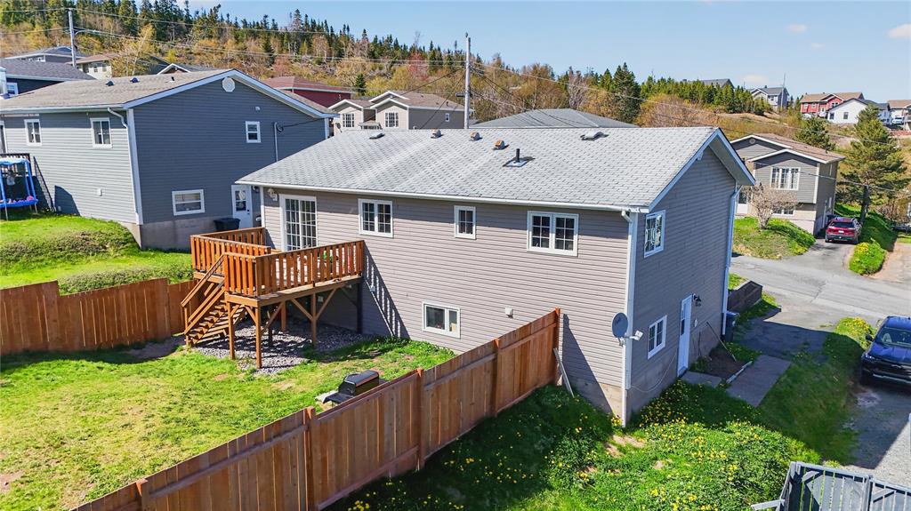11 LORI ANN PLACE, CLARENVILLE, Newfoundland, Canada A5A 2A6, ,2 BathroomsBathrooms,Residential,Reduced,LORI ANN PLACE,6229