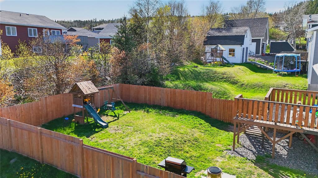 11 LORI ANN PLACE, CLARENVILLE, Newfoundland, Canada A5A 2A6, ,2 BathroomsBathrooms,Residential,Reduced,LORI ANN PLACE,6229