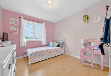11 LORI ANN PLACE, CLARENVILLE, Newfoundland, Canada A5A 2A6, ,2 BathroomsBathrooms,Residential,Reduced,LORI ANN PLACE,6229