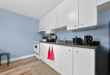 11 LORI ANN PLACE, CLARENVILLE, Newfoundland, Canada A5A 2A6, ,2 BathroomsBathrooms,Residential,Reduced,LORI ANN PLACE,6229