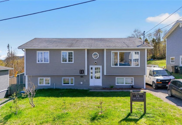 11 LORI ANN PLACE, CLARENVILLE, Newfoundland, Canada A5A 2A6, ,2 BathroomsBathrooms,Residential,Reduced,LORI ANN PLACE,6229