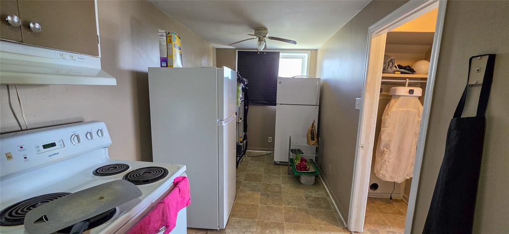 4 WILSON STREET, MARYSTOWN, Newfoundland, Canada A0E 2M0, ,1 BathroomBathrooms,Residential,For Sale,WILSON STREET,6232