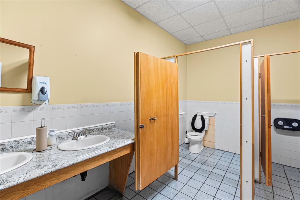 107-115 MCGETTIGAN BOULEVARD, MARYSTOWN, Newfoundland, Canada A0E 2M0, ,0,Commercial,For Sale,MCGETTIGAN BOULEVARD,6240