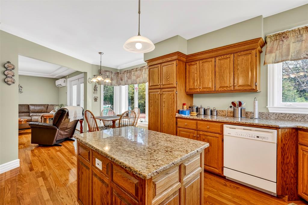 20 CONCEPTION BAY HIGHWAY, NORTH RIVER, Newfoundland, Canada A0A 3C0, ,2 BathroomsBathrooms,Residential,For Sale,CONCEPTION BAY HIGHWAY,6243