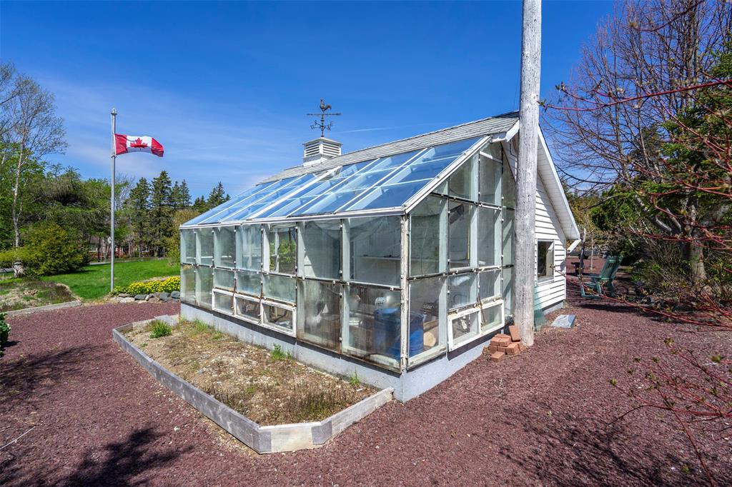 20 CONCEPTION BAY HIGHWAY, NORTH RIVER, Newfoundland, Canada A0A 3C0, ,2 BathroomsBathrooms,Residential,For Sale,CONCEPTION BAY HIGHWAY,6243
