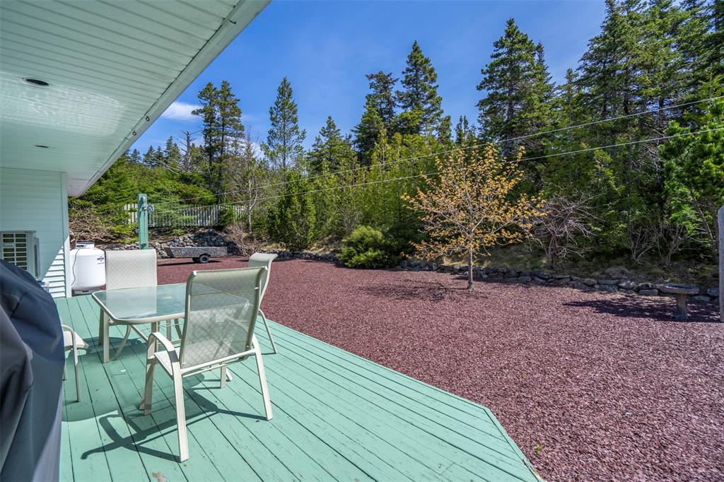 20 CONCEPTION BAY HIGHWAY, NORTH RIVER, Newfoundland, Canada A0A 3C0, ,2 BathroomsBathrooms,Residential,For Sale,CONCEPTION BAY HIGHWAY,6243
