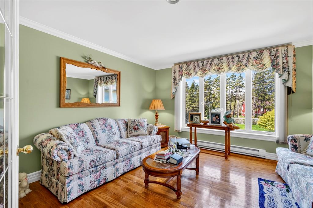 20 CONCEPTION BAY HIGHWAY, NORTH RIVER, Newfoundland, Canada A0A 3C0, ,2 BathroomsBathrooms,Residential,For Sale,CONCEPTION BAY HIGHWAY,6243