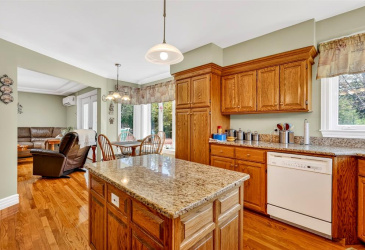 20 CONCEPTION BAY HIGHWAY, NORTH RIVER, Newfoundland, Canada A0A 3C0, ,2 BathroomsBathrooms,Residential,For Sale,CONCEPTION BAY HIGHWAY,6243