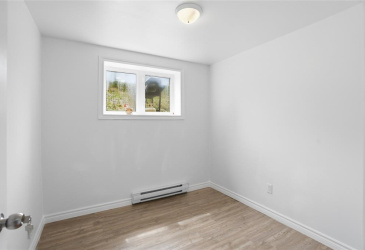 1 GREENWOOD STREET E, CRESTON SOUTH, Newfoundland, Canada A0E 1K0, ,1 BathroomBathrooms,Residential,For Sale,GREENWOOD STREET E,6245 1 GREENWOOD STREET E, CRESTON SOUTH, Newfoundland, Canada A0E 1K0, ,1 BathroomBathrooms,Residential,For Sale,GREENWOOD STREET E,6245