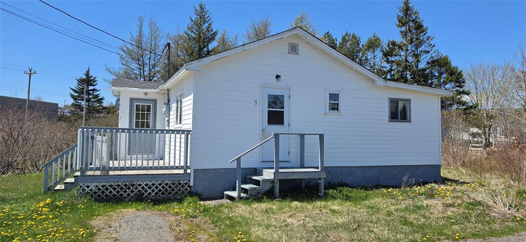 5 PARK LANE, ST. LAWRENCE, Newfoundland, Canada A0E 2V0, ,1 BathroomBathrooms,Residential,For Sale,PARK LANE,6247