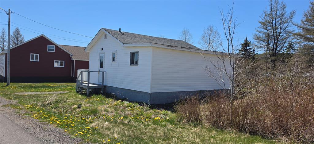 5 PARK LANE, ST. LAWRENCE, Newfoundland, Canada A0E 2V0, ,1 BathroomBathrooms,Residential,For Sale,PARK LANE,6247