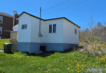24 WATER STREET, ST LAWRENCE, Newfoundland, Canada A0E 2V0, ,1 BathroomBathrooms,Residential,For Sale,WATER STREET,6248