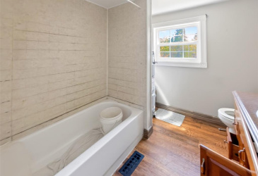 1 MAIN STREET, BUNYAN'S COVE, Newfoundland, Canada A0C 1Z0, ,1 BathroomBathrooms,Residential,For Sale,MAIN STREET,6249