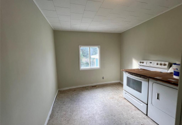 83 CONCEPTION BAY HIGHWAY, COLLIERS, Newfoundland, Canada A0A 1Y0, ,1 BathroomBathrooms,Residential,For Sale,CONCEPTION BAY HIGHWAY,6251