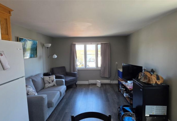 55 MAYOR AVENUE, ST. LAWRENCE, Newfoundland, Canada A0E 2V0, ,1 BathroomBathrooms,Residential,For Sale,MAYOR AVENUE,6253 55 MAYOR AVENUE, ST. LAWRENCE, Newfoundland, Canada A0E 2V0, ,1 BathroomBathrooms,Residential,For Sale,MAYOR AVENUE,6253