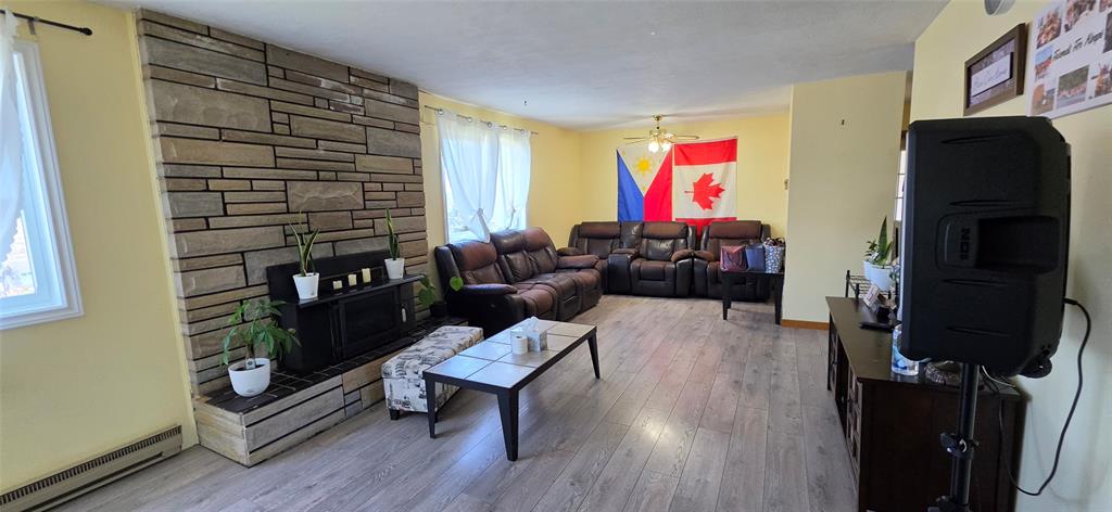 9 FAIRVIEW CRESCENT, ST. LAWRENCE, Newfoundland, Canada A0E 2V0, ,2 BathroomsBathrooms,Residential,For Sale,FAIRVIEW CRESCENT,6254