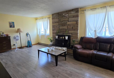 9 FAIRVIEW CRESCENT, ST. LAWRENCE, Newfoundland, Canada A0E 2V0, ,2 BathroomsBathrooms,Residential,For Sale,FAIRVIEW CRESCENT,6254 9 FAIRVIEW CRESCENT, ST. LAWRENCE, Newfoundland, Canada A0E 2V0, ,2 BathroomsBathrooms,Residential,For Sale,FAIRVIEW CRESCENT,6254