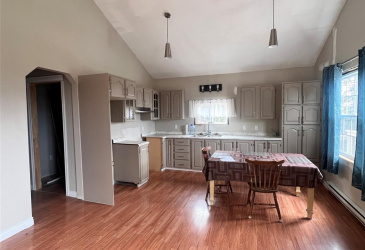 295-307 CEMETERY ROAD, BRIGUS, Newfoundland, Canada A0A 1K0, ,1 BathroomBathrooms,Residential,For Sale,CEMETERY ROAD,6262