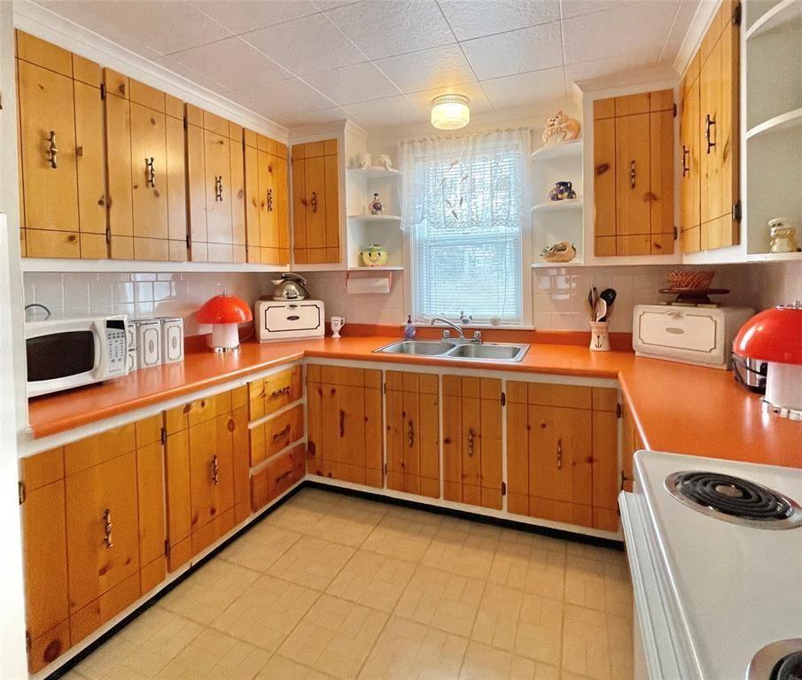 274 BAYSIDE DRIVE, LETHBRIDGE, Newfoundland, Canada A0C 1V0, ,1 BathroomBathrooms,Residential,For Sale,BAYSIDE DRIVE,6264