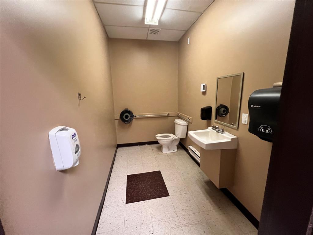 7-9 RODDICK CRESCENT, HARBOUR GRACE, Newfoundland, Canada A0A2M0, ,1 BathroomBathrooms,Commercial,For Sale,RODDICK CRESCENT,6265